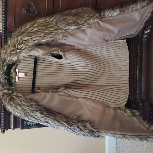 Victoria secret faux fur vest - Picture 5 of 5